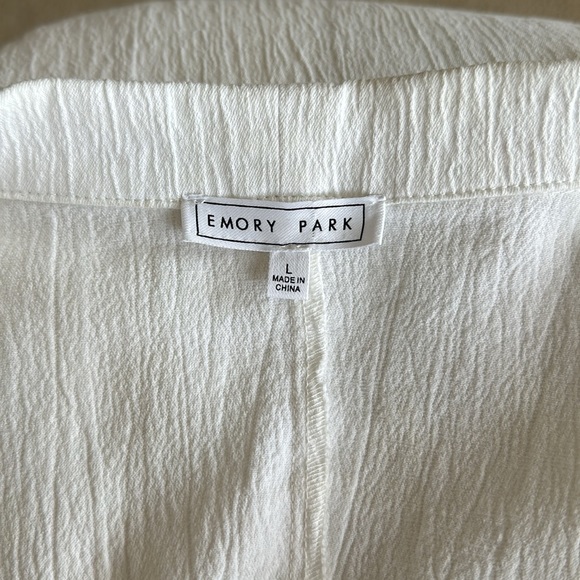 Emory Park White Long Sleeve Dress - Picture 5 of 8